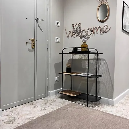 Visconti 90 Apartment *