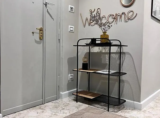 Visconti 90 Apartment *